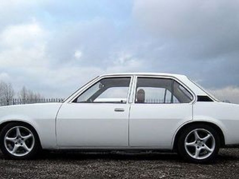 opel_ascona_061.jpg